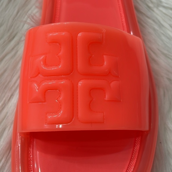 TORY BURCH Bubble Jelly Sandals - Picture 4 of 11
